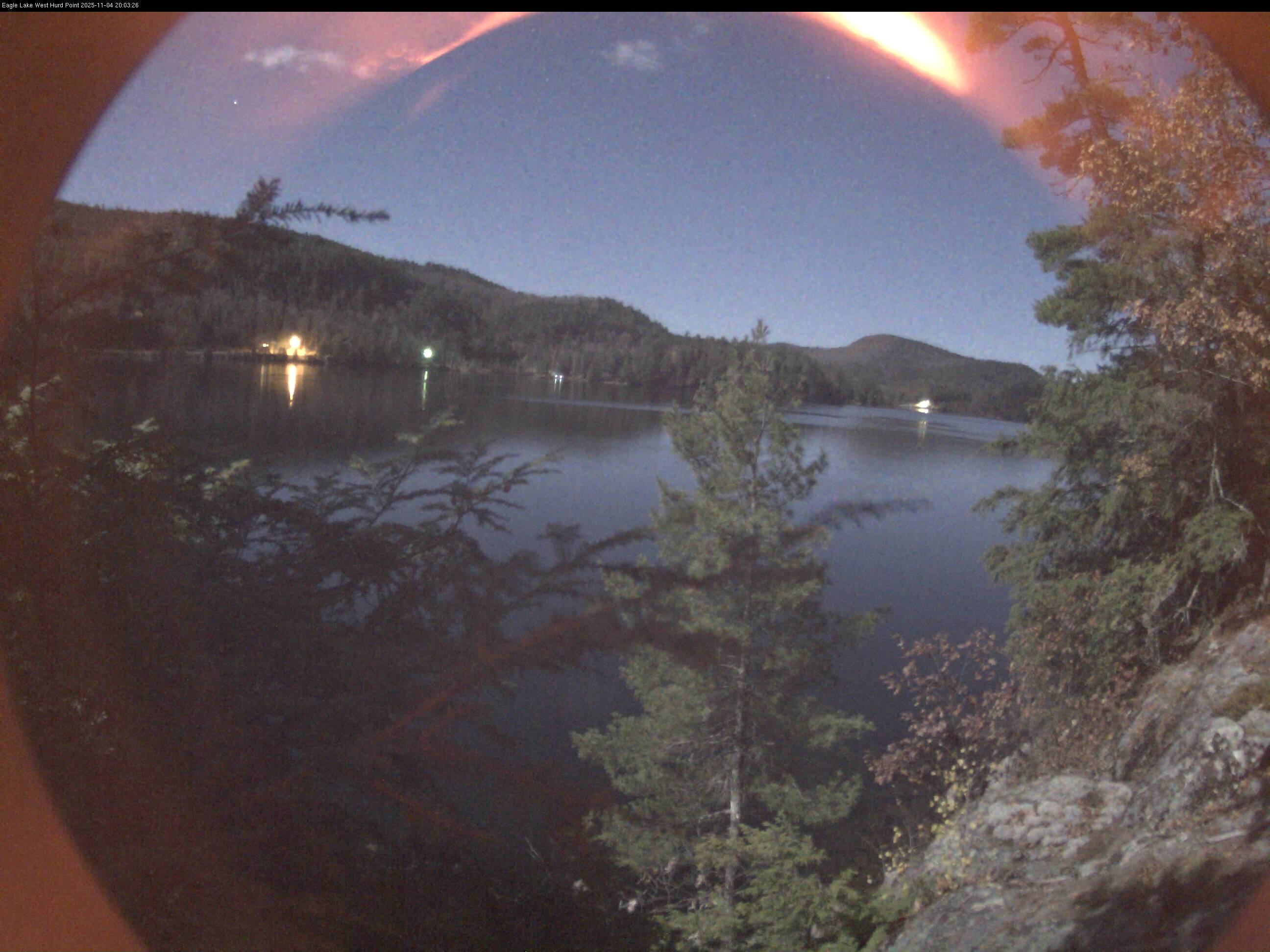 public_cam 1_25-11-04_20-03-27-33.jpg